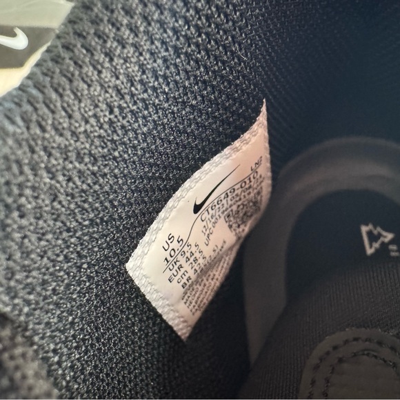 NWOT NIKE Alpha Menace Pro 3 Football Cleat Black Men’s Size 10.5 - Picture 9 of 11